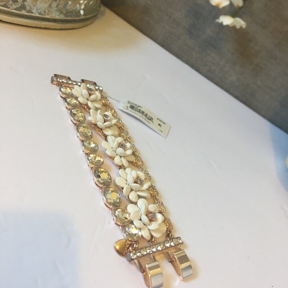 Betsey Johnson,Flower Multi-Row Bracelet - Picture 6 of 6